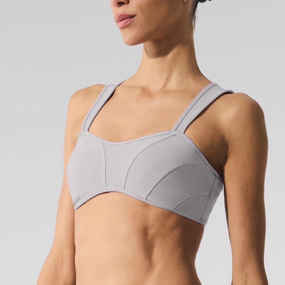 EXCELLENT CONDITION ALO sunray bra - grey sky wash